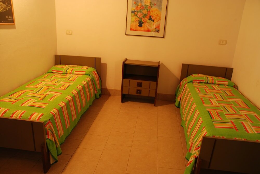 Фото Agriturismo Borgo degli Ulivi