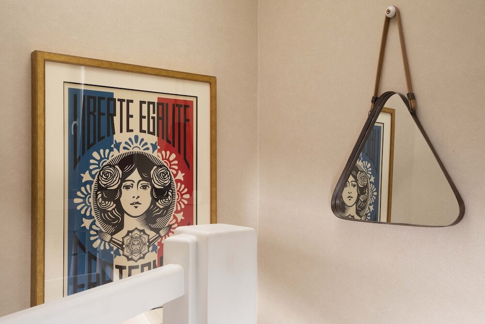 Фото Hotel Des Arts Paris Montmartre