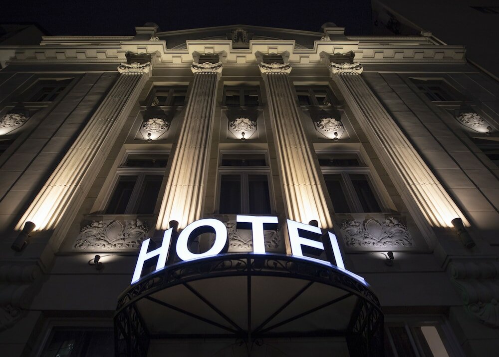 Фото Public House Hotel