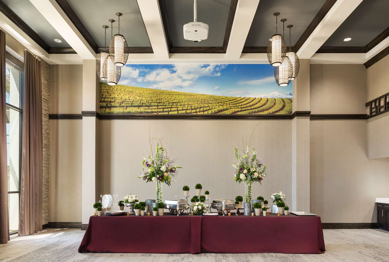 Фото Hampton Inn & Suites Napa