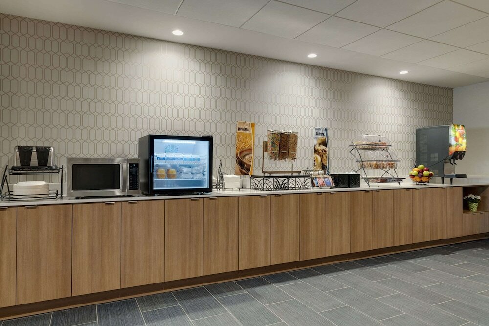 Фото Microtel Inn & Suites by Wyndham Gambrills