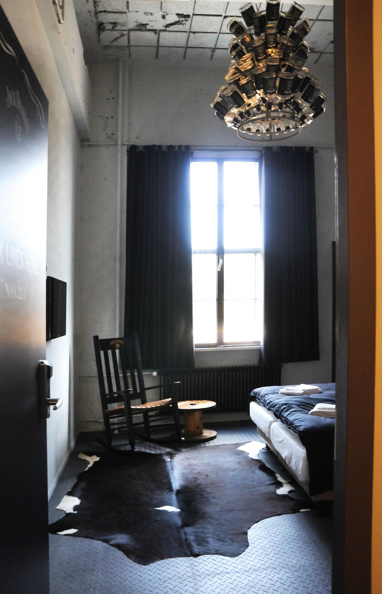 Фото Blue Collar Hotel - Hostel