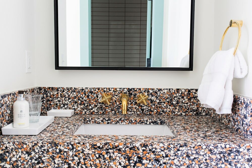 Фото Bradford House