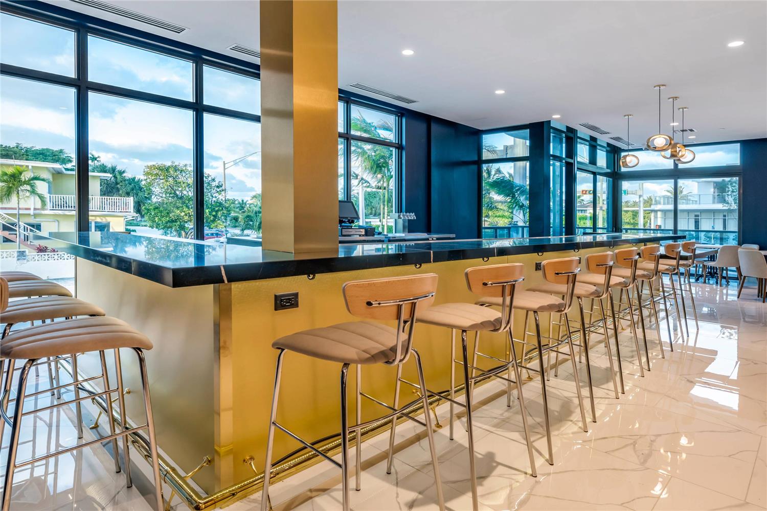 Фото Cambria Hotel Fort Lauderdale Beach