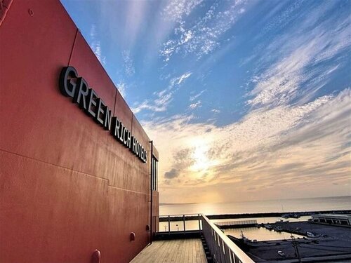 Гостиница Green Rich Hotel Okinawa Nago в Наго