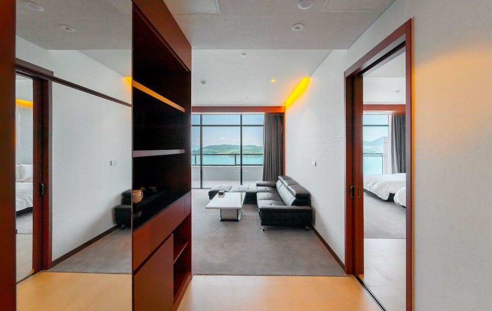 Фото Hotel Jcs Yeosu