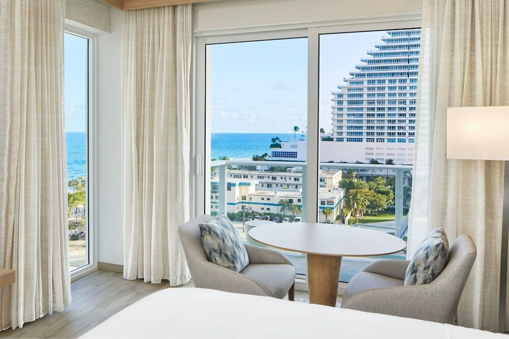 Фото Ac Hotel by Marriott Fort Lauderdale Beach