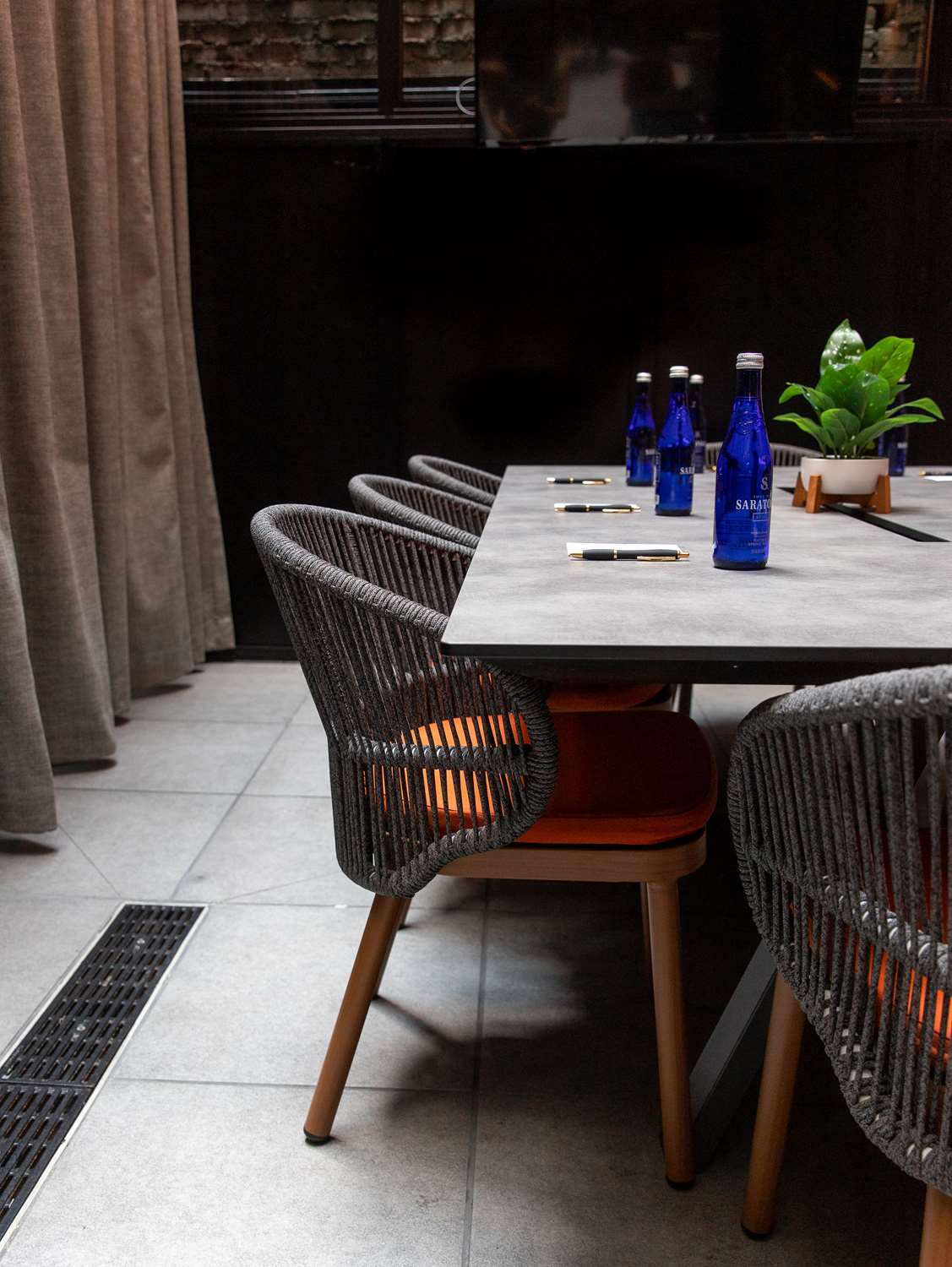 Фото The Draper New York, Tapestry Collection by Hilton