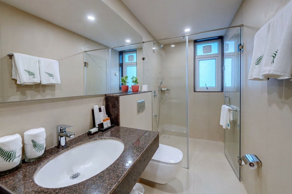 Фото The Fern Habitat Candolim Goa