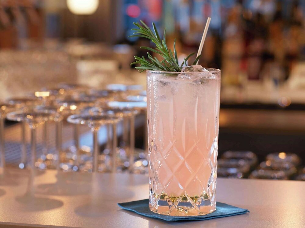 Фото Novotel Hamburg Central Station