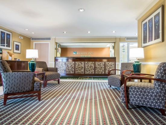 Фото Quality Inn Colchester - Burlington