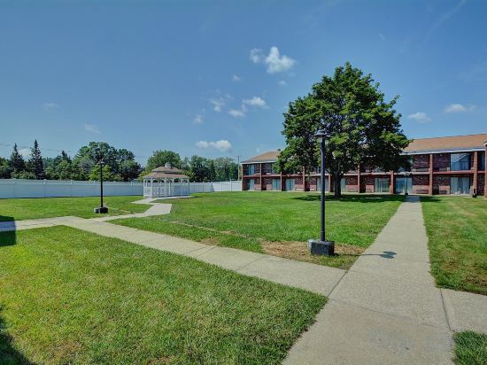 Фото Best Western Plus Keene Hotel