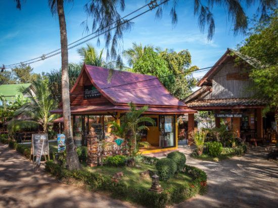 Фото Lanta Pearl Beach Resort