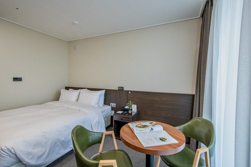 Фото Incheon Rivieraverium Hotel