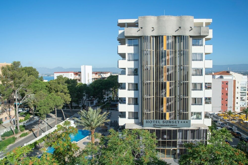 Фото Hotel Salou Sunset by Pierre & Vacances