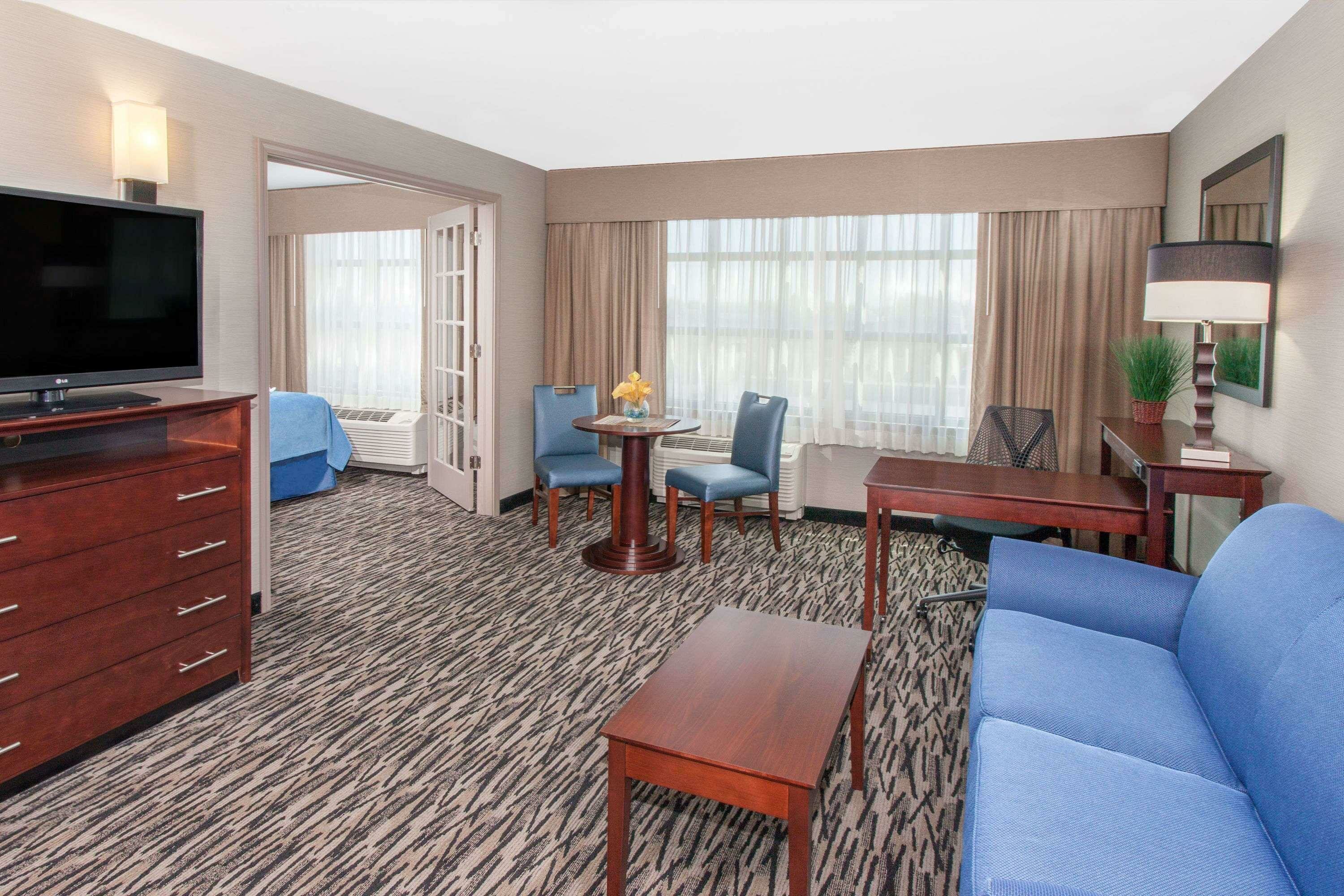 Фото Wyndham Garden Elk Grove Village/O'Hare