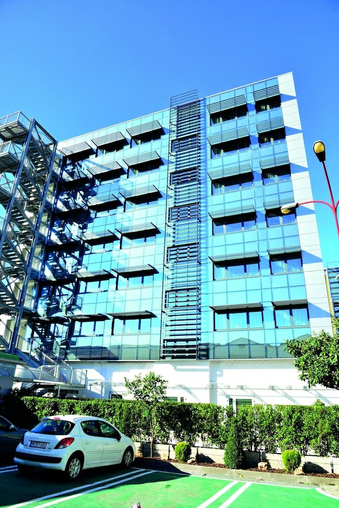 Фото Hotel Cristina