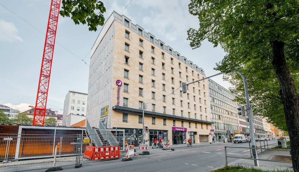 Фото Premier Inn Munich City Centre