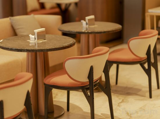 Фото Hilton Garden Inn Zhangjiajie Tianmen Mountain