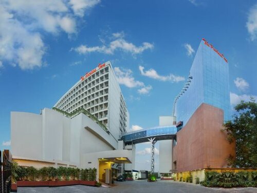 Внешний вид отеля The Peerless Inn - Kolkata в Калькутте, фото 4