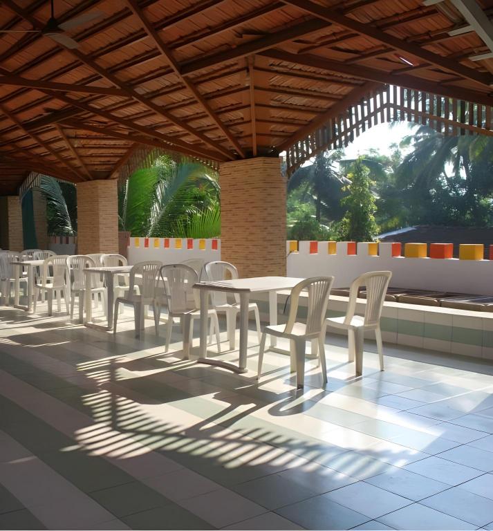 Фото Hotel Manvin's