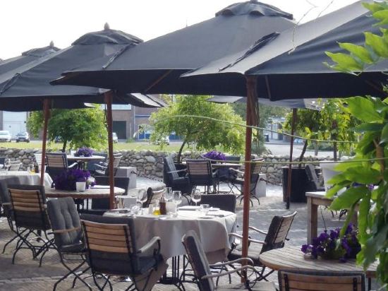 Фото Fletcher Hotel-Restaurant Kasteel Coevorden