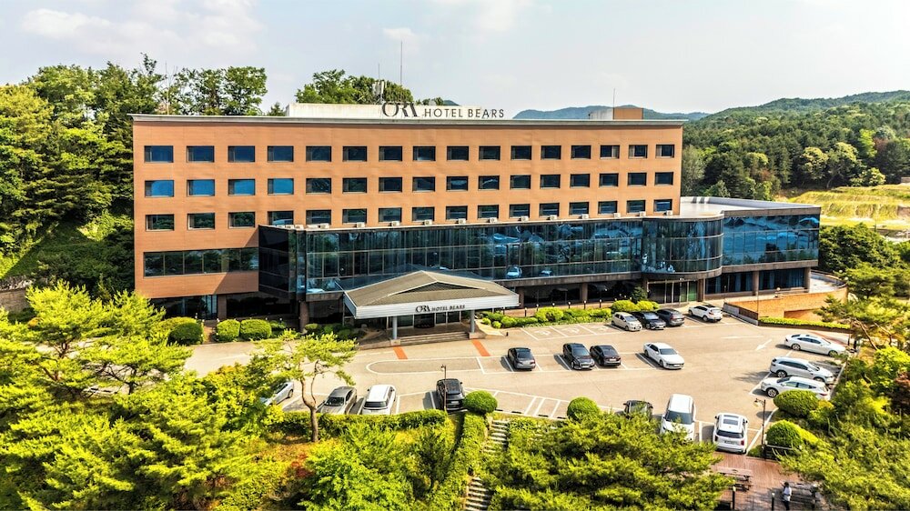 Фото Chuncheon Bears Hotel