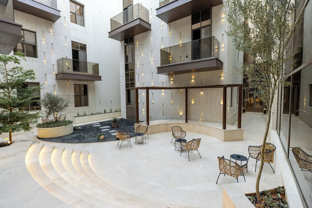 Фото Liora Hotel