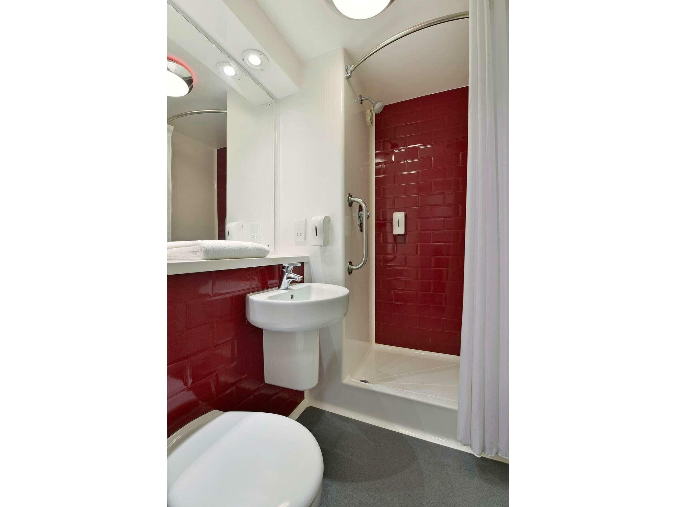 Фото Travelodge London Balham