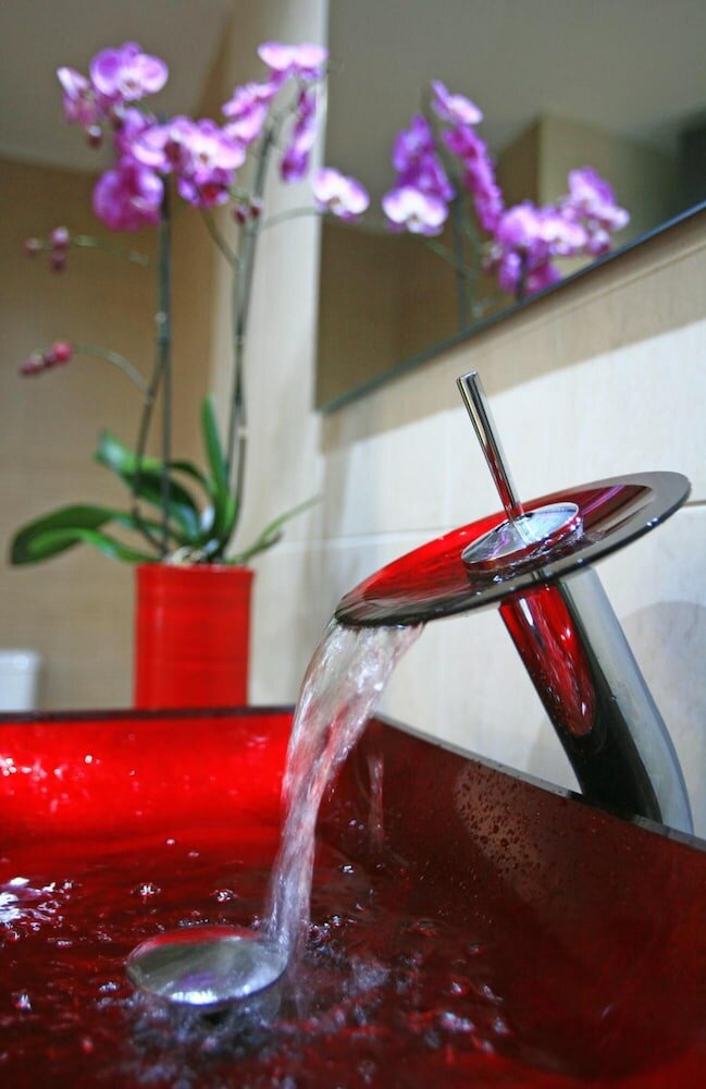 Фото Eurohotel Katrin Suites-Adults Only