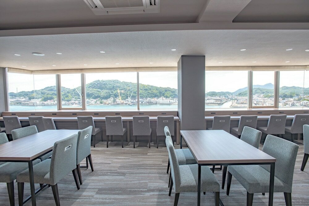 Фото Onomichi Royal Hotel