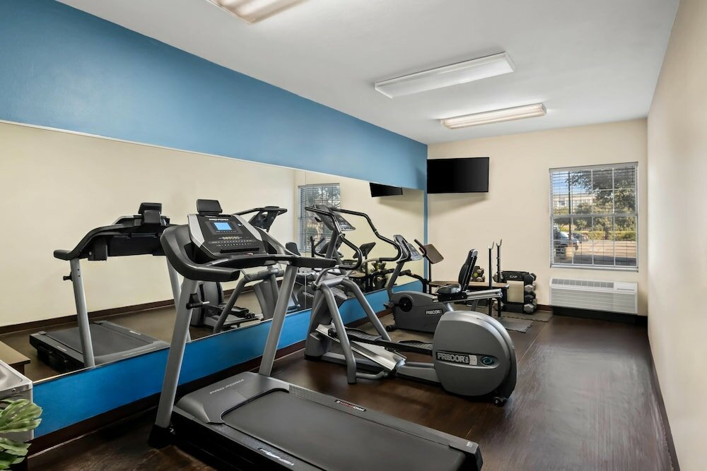 Фото Comfort Suites Las Colinas Center