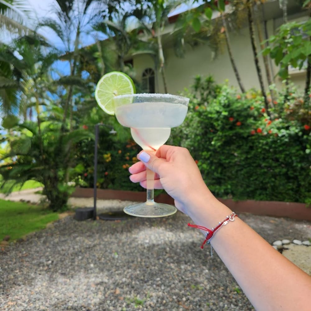 Фото Cocomar Beachfront Hotel and Island Resort