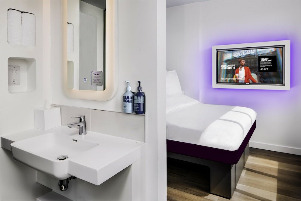 Фото Yotel London City