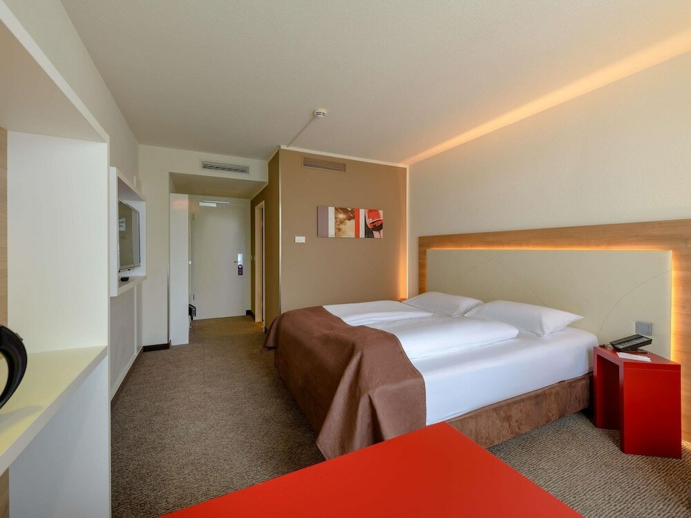 Фото Mercure Hotel Stuttgart Airport Messe