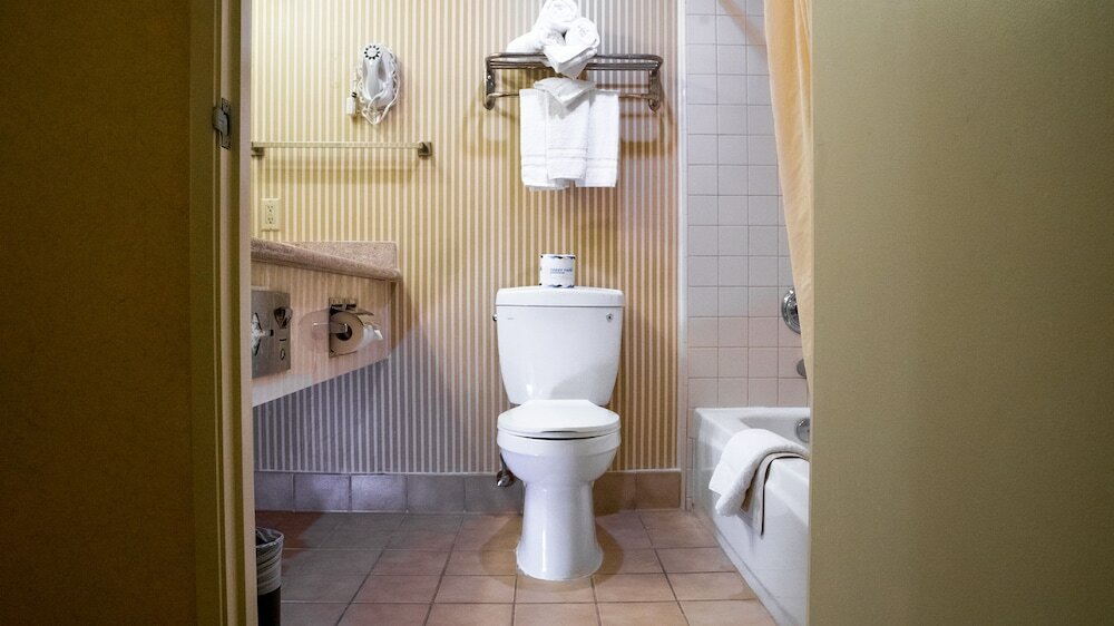 Фото Motel 6 Anaheim Hills