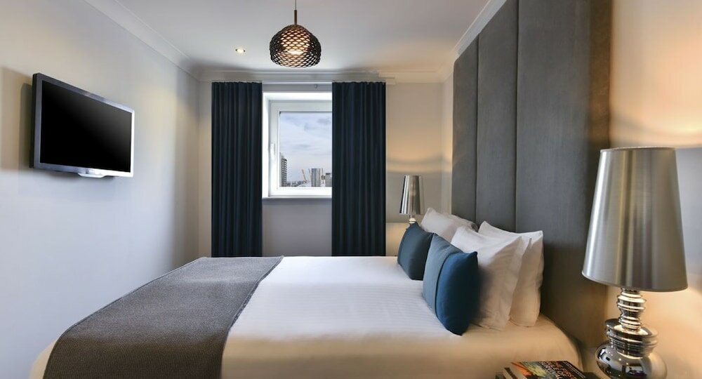 Фото Fraser Place Canary Wharf