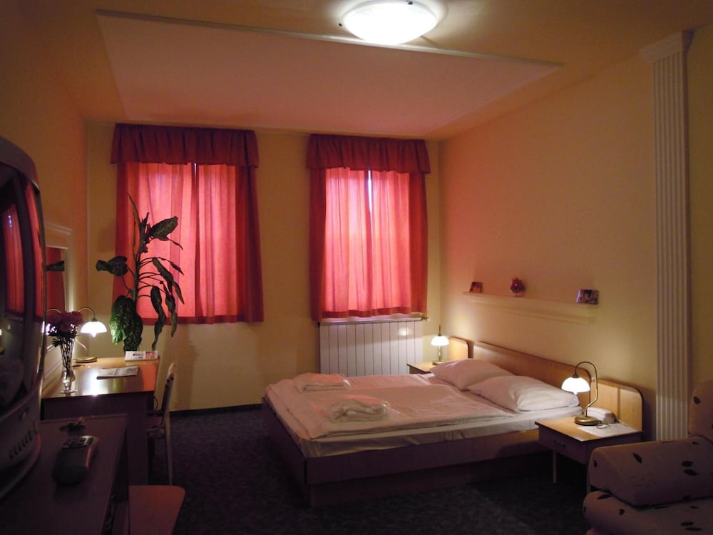 Фото Platan Hotel
