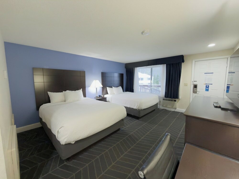 Фото Days Inn by Wyndham Lincoln