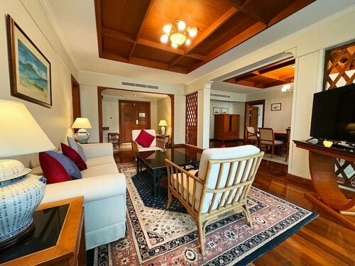 Гостиница Amora Beach Resort Phuket в Чонг Тале