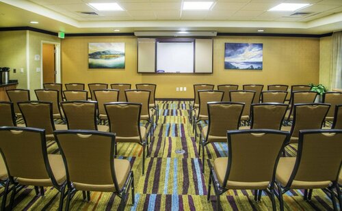 Гостиница Fairfield Inn and Suites by Marriott Burley в Берли