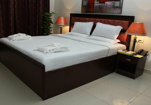 Хостел Reem Hotel Apartments в Сухаре