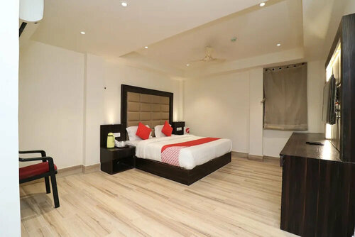 Гостиница Oyo 24608 Sanjay Galaxy Premium в Канпуре