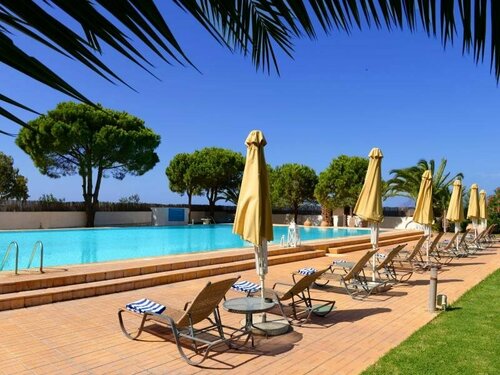 Гостиница Airotel Achaia Beach в Патрах