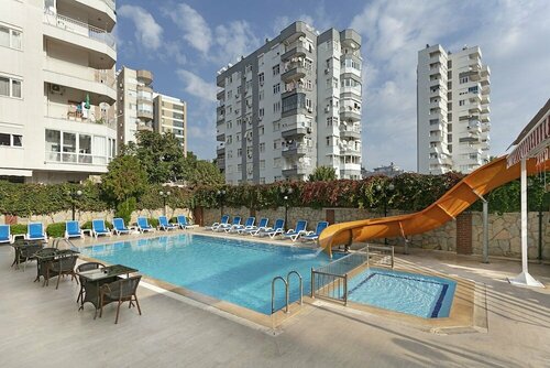 Гостиница Lara Dinc Hotel в Муратпаше