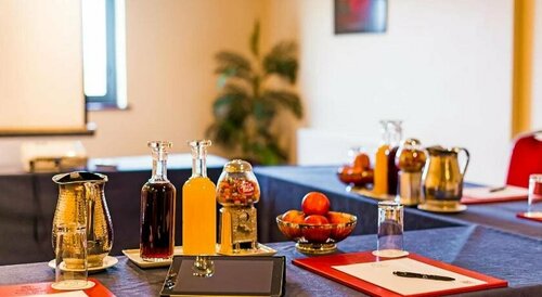 Гостиница Great National South Court Hotel в Лимерике
