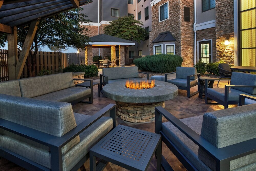Фото Staybridge Suites Lincoln Northeast, an Ihg Hotel