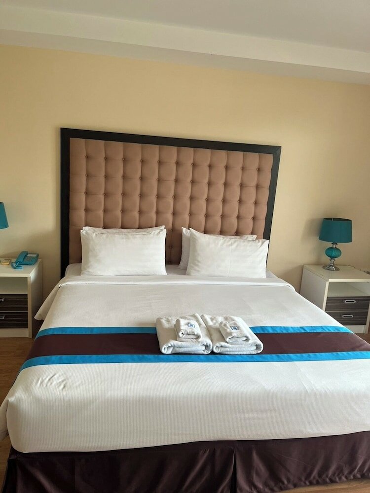 Фото Blue Wave Hotel Hua Hin