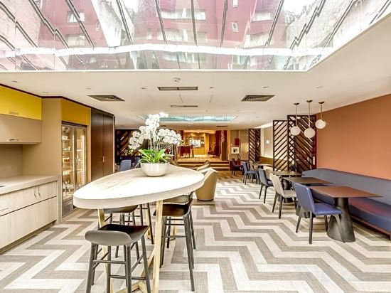 Фото Mercure Paris Arc de Triomphe Etoile