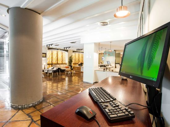 Фото Catalonia Conde de Floridablanca